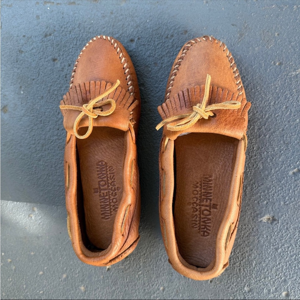 Minnetonka Women’s Deerskin Driving Moccasin in Genuine Deerskin Leather Sz 5 - Picture 5 of 10